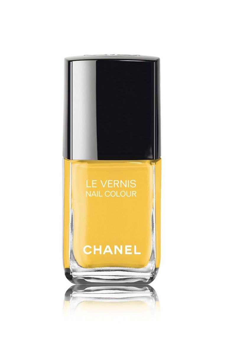 Chanel Le Vernis Longwear Nail Colour in Giallo Napoli